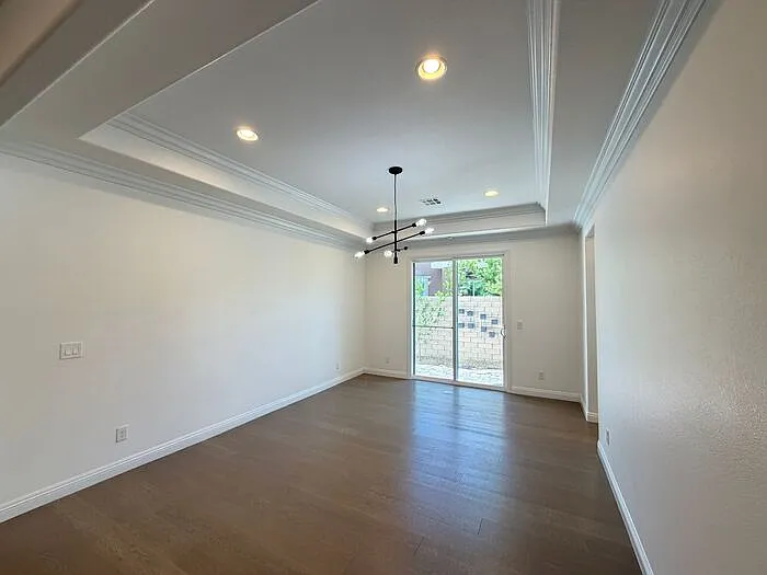 273 Lindura Ct — Photo 4