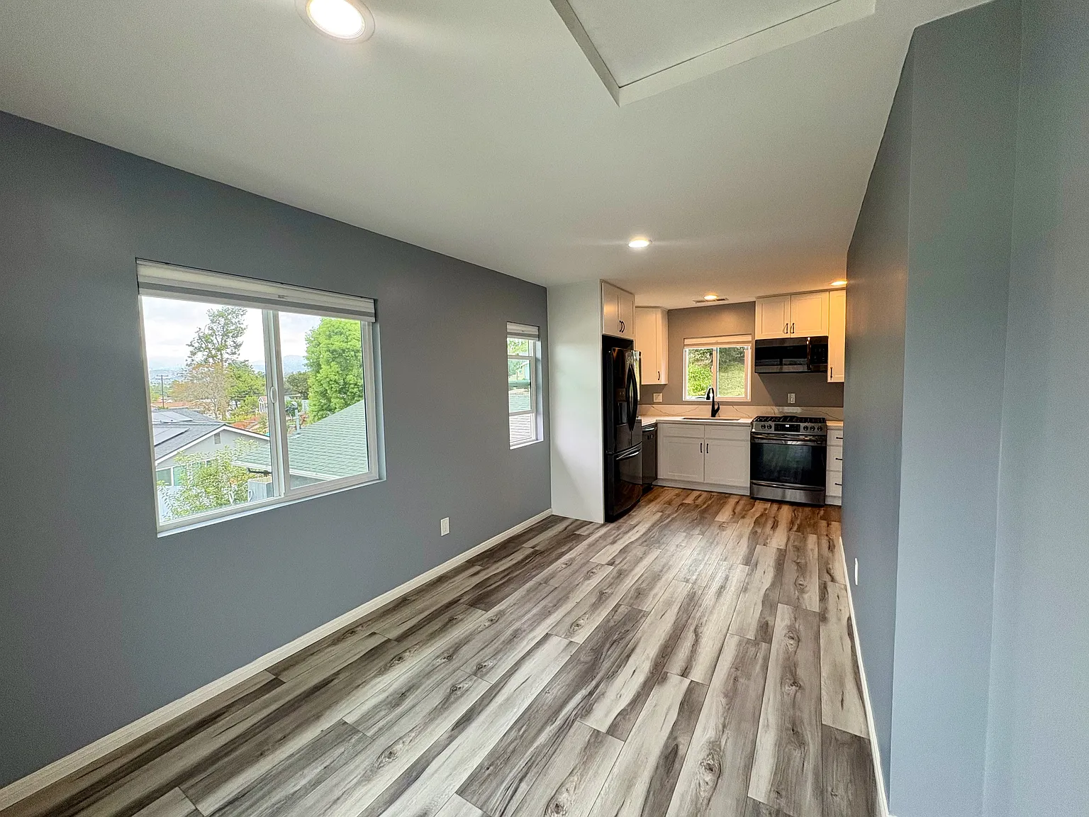 1 bed, 560 sqft, $2,495 — Photo 4