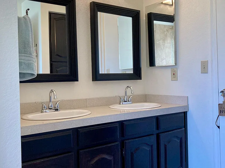 4310 E Amberwood Dr — Photo 10