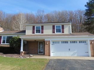 5 Red Maple Ave, Mountain Top, PA 18707