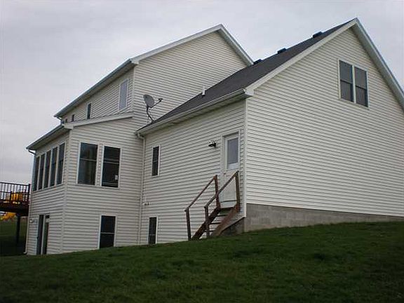 3rd image of 5198 Park Meadow Ln
