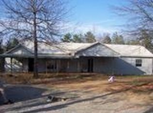 2195 Della Slaton Rd, Comer, GA 30629