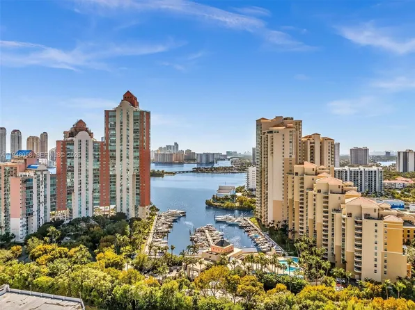 3340 NE 190th St APT 704, Aventura, FL 33180