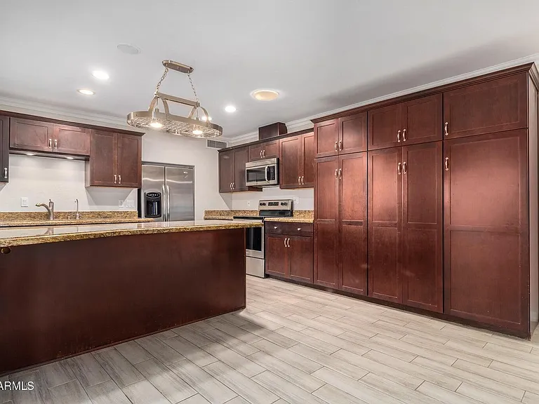 132 E Pebble Beach Dr — Photo 9