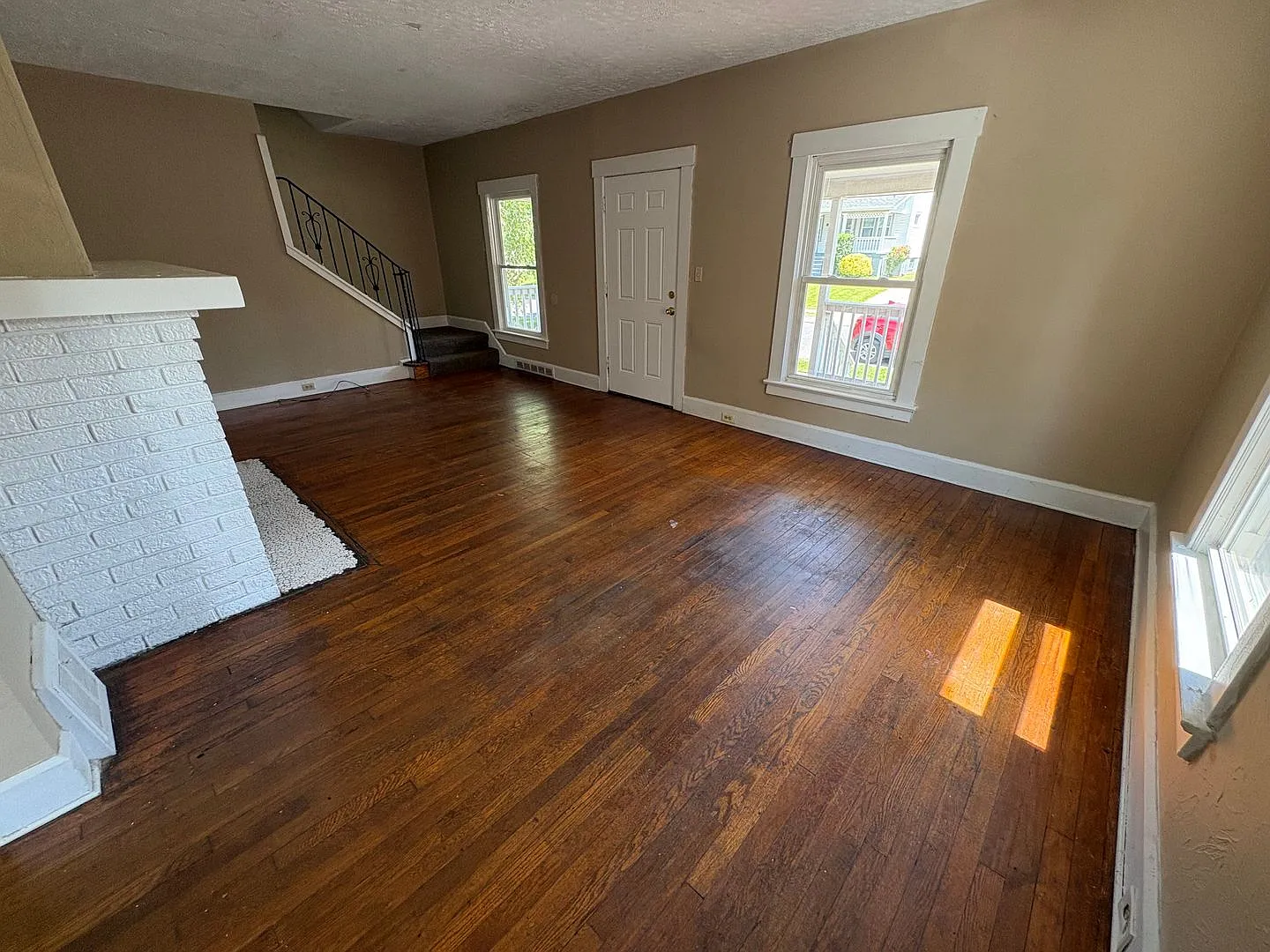 Section 8 Accepted, 3 Bedroom Single-Family Home — Photo 3