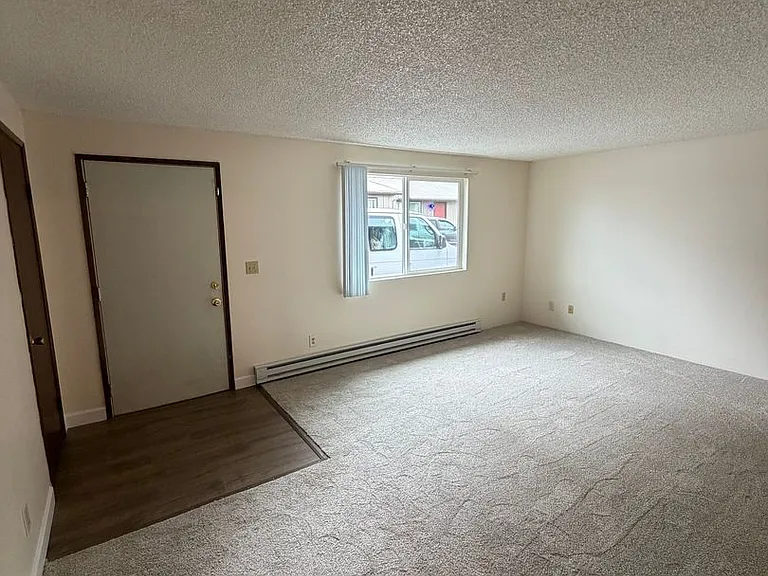 Pinewood Apartments — Photo 45