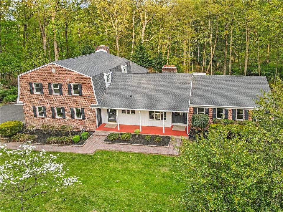 1st image of 1674 High Point Ln