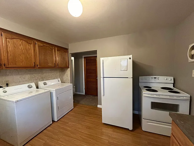4471 Croissant St — Photo 7