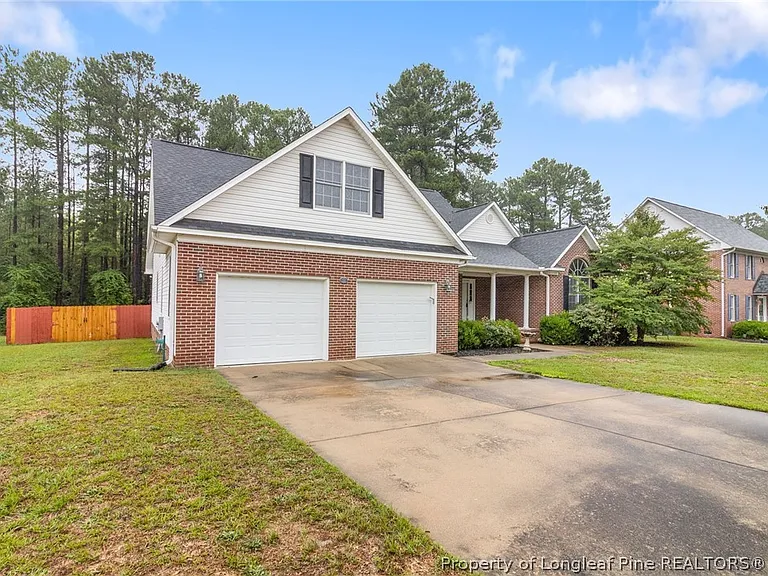 757 Stone Cross Dr — Photo 2
