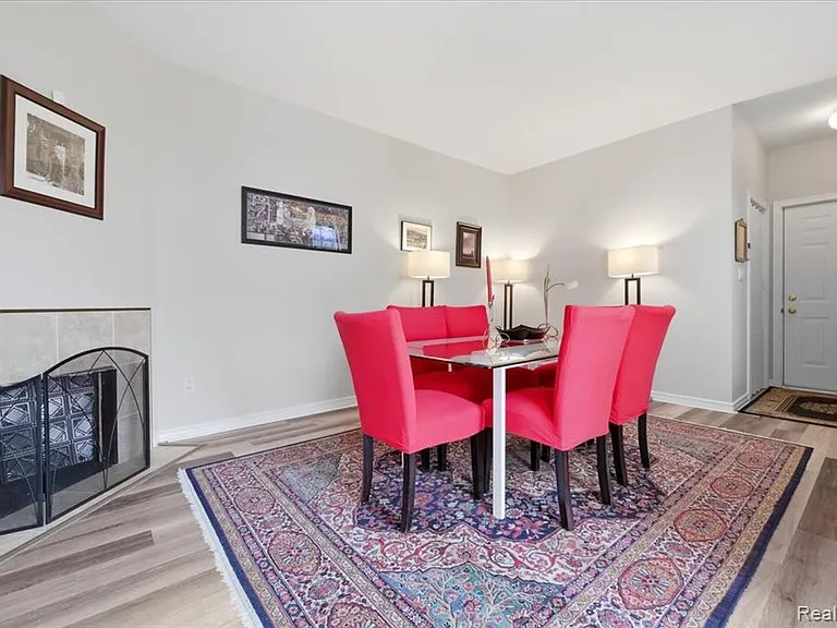 1765 Townsend St — Photo 12