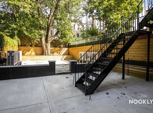 18 Park St #2M, Brooklyn, NY 11206