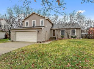 1024 Walden Ct, Bolingbrook, IL 60440