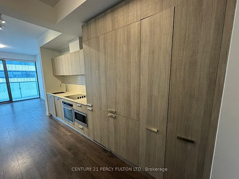 50 Charles St E #908 — Photo 3