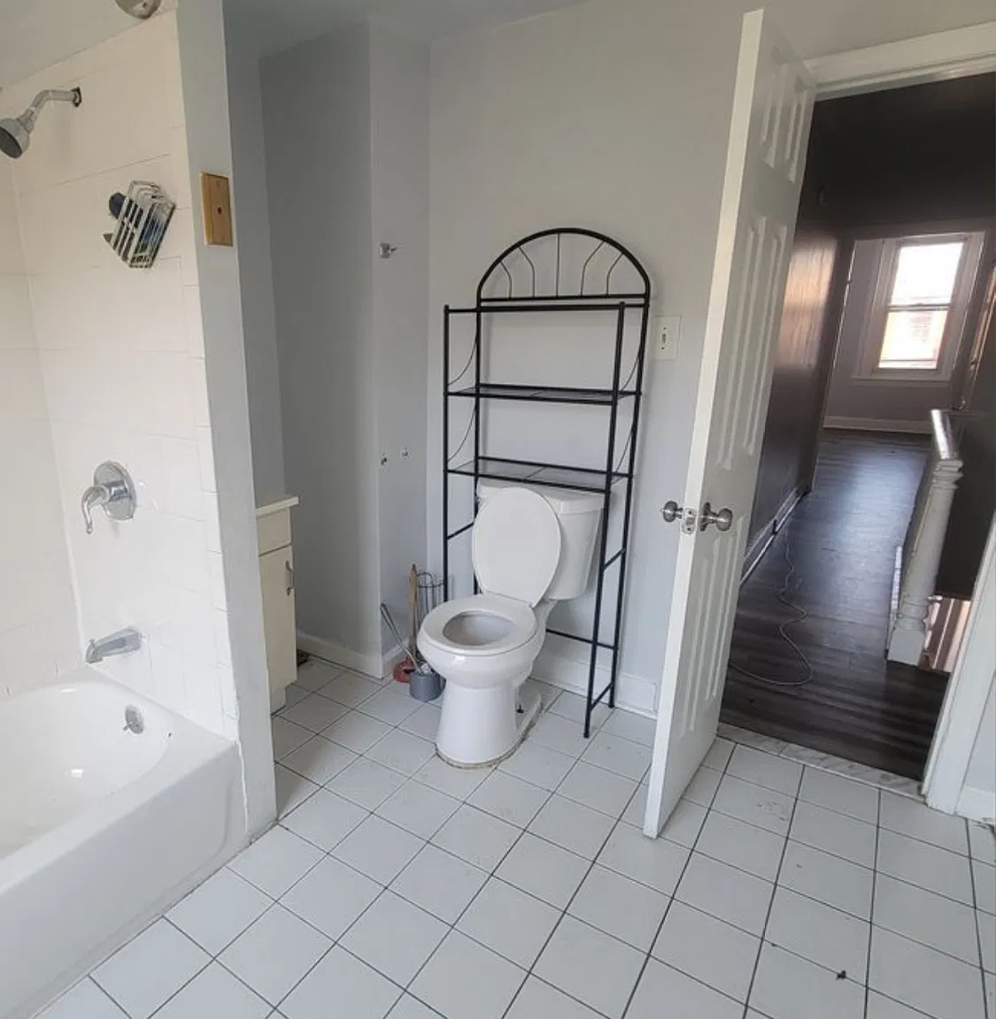 2 bed, 756 sqft, $1,100 — Photo 2