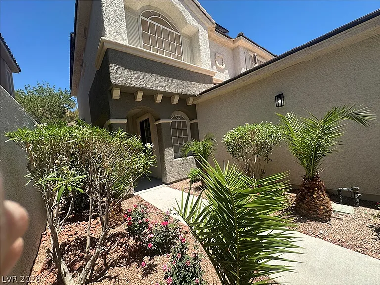 11126 Evvie Ln — Photo 5