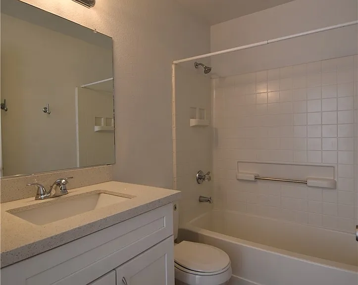 4706 Checker Way — Photo 9