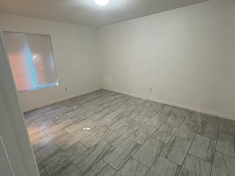 3100 Edmonton St — Photo 8