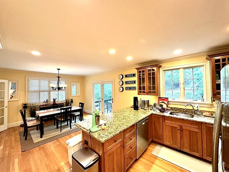 77 Hackensack Rd — Photo 3