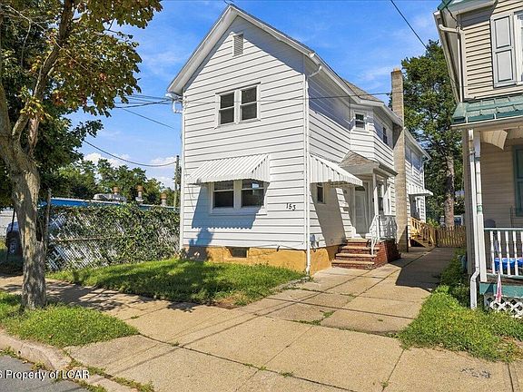 3rd image of 153 John St