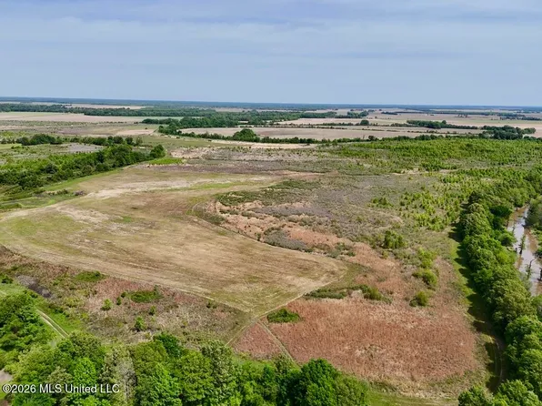 1 Highway 3, Lambert, MS 38643