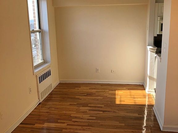 5th image of 9602 4th Ave APT 6F