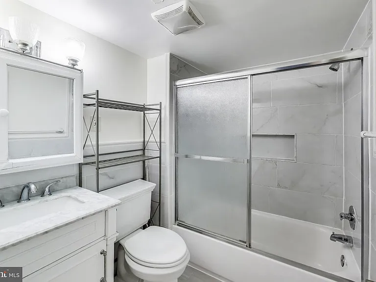 9820 Georgia Ave #301 — Photo 15