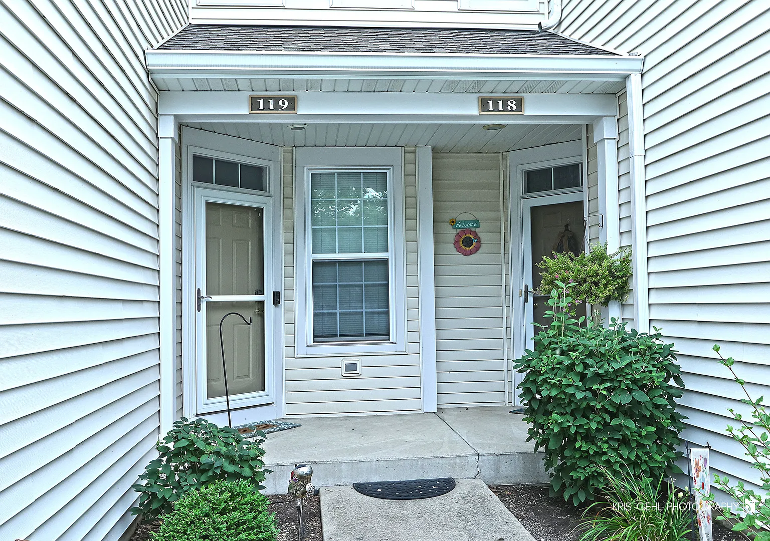 3 bed, 2.5 bath, 1732 sqft, $2,700 — Photo 2