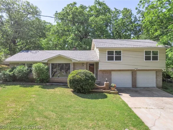 2224 Fairview Dr, Fort Smith, AR 72901