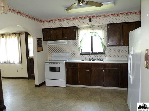 4th image of 16 Township Road 1153