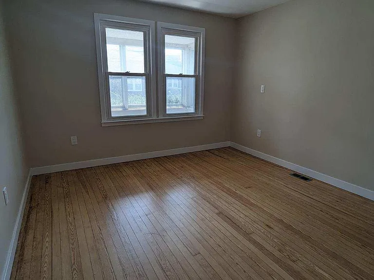 2053 Tyler St #1 — Photo 11