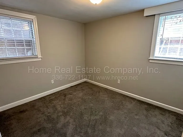 805 W End Blvd #B-4 — Photo 5