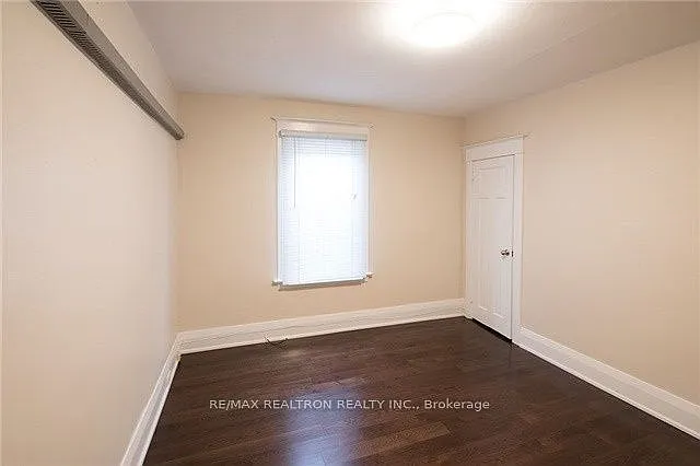 118 Chatham Ave — Photo 8