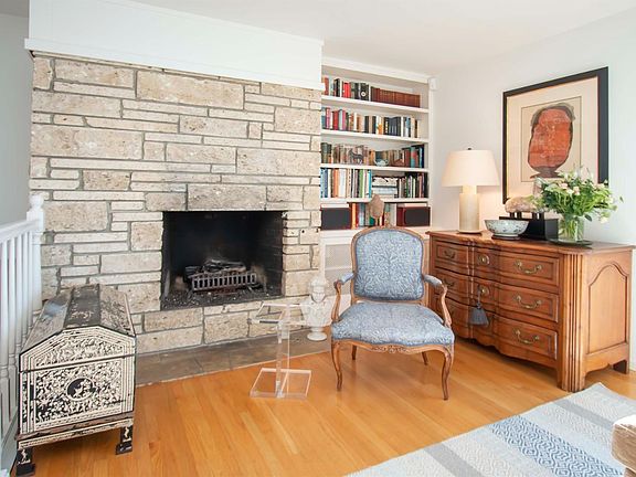 4th image of 30 Linda Vista Ave