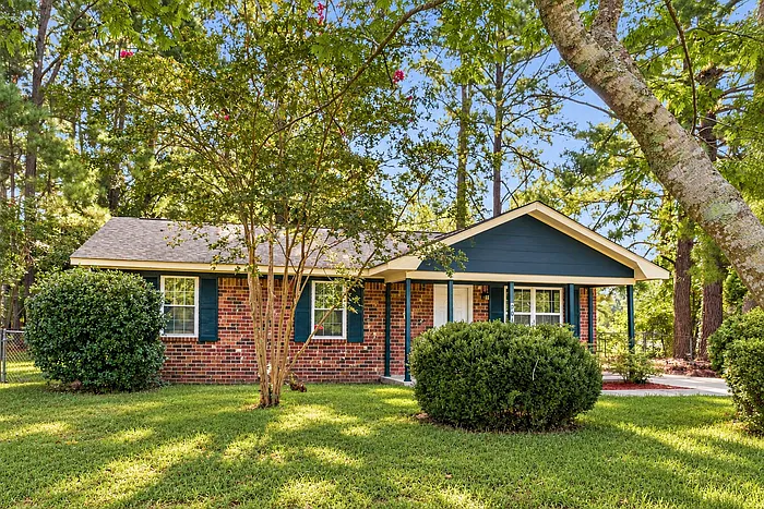 301 Bluebell Ave
