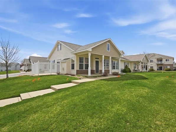 1431 Tower Ln NE, Cedar Rapids, IA 52402