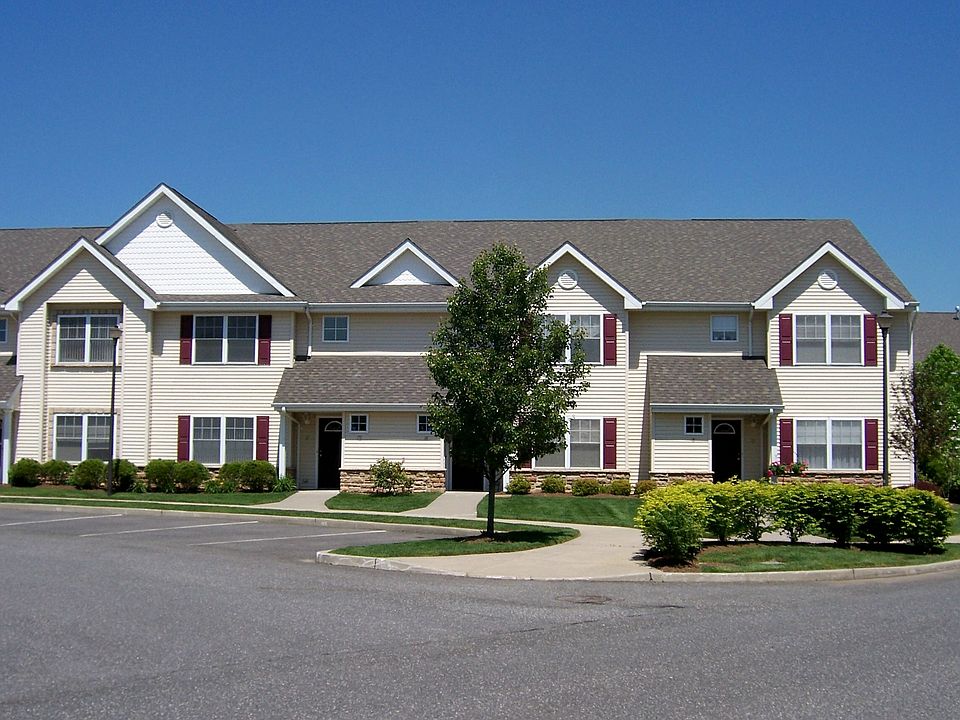 Roomy Condo(No Steps)