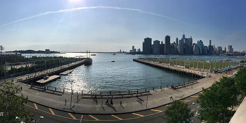 Sold by Corcoran | media 15