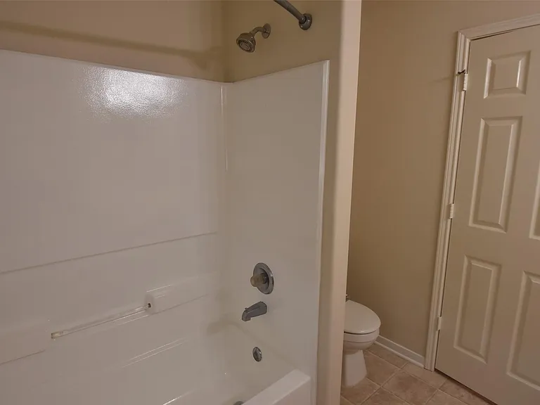 1035 Junction Ct — Photo 35