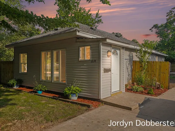 1234 Langeland Ave, Muskegon, MI 49442