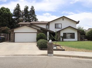 1501 Nancy Cir, Porterville, CA 93257