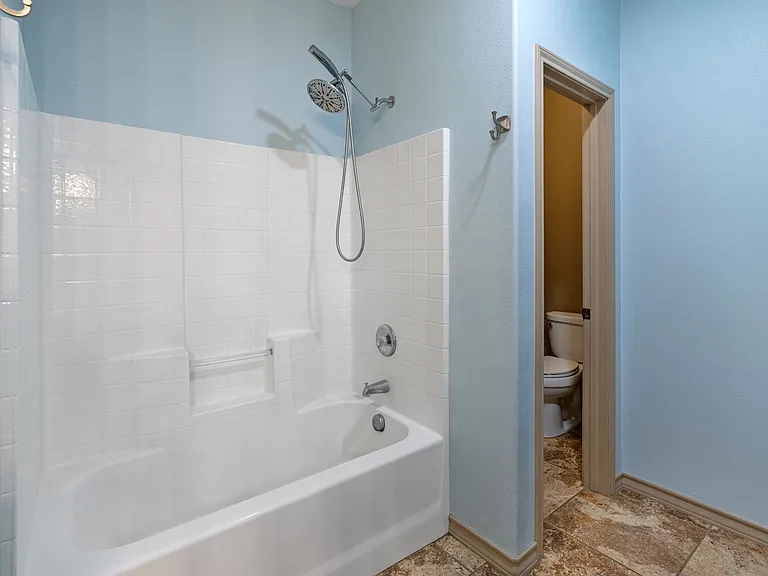 3910 Granite Peak Dr — Photo 11