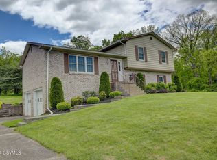 118 Poplar St, Middleburg, PA 17842