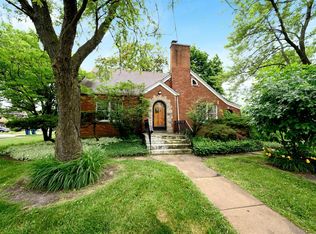 216 E North Ave, Elmhurst, IL 60126