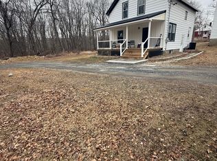 820 Mount Airy Rd, New Windsor, NY 12553