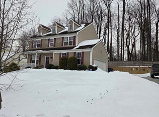 119 Burgundy Ln, Coatesville, PA 19320