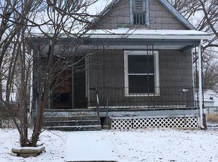 1917 SW Clay St, Topeka, KS 66604