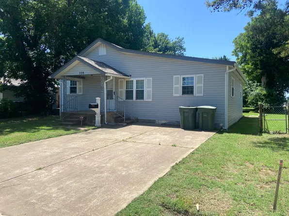 328 W 1st St, Edmond, OK 73003
