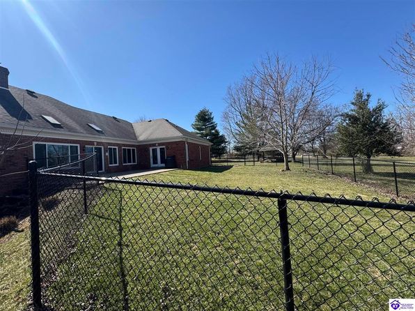 620 Cecil Ave, Cecilia, KY 42724