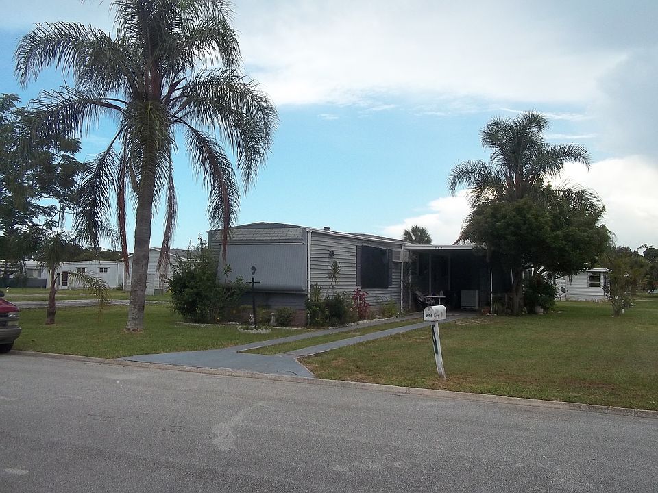 1st image of 944 Pecan Cir