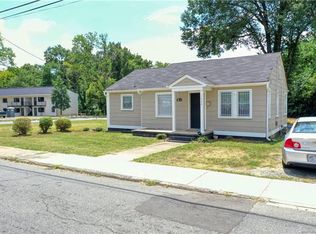 1424 Kennon St, Charlotte, NC 28205